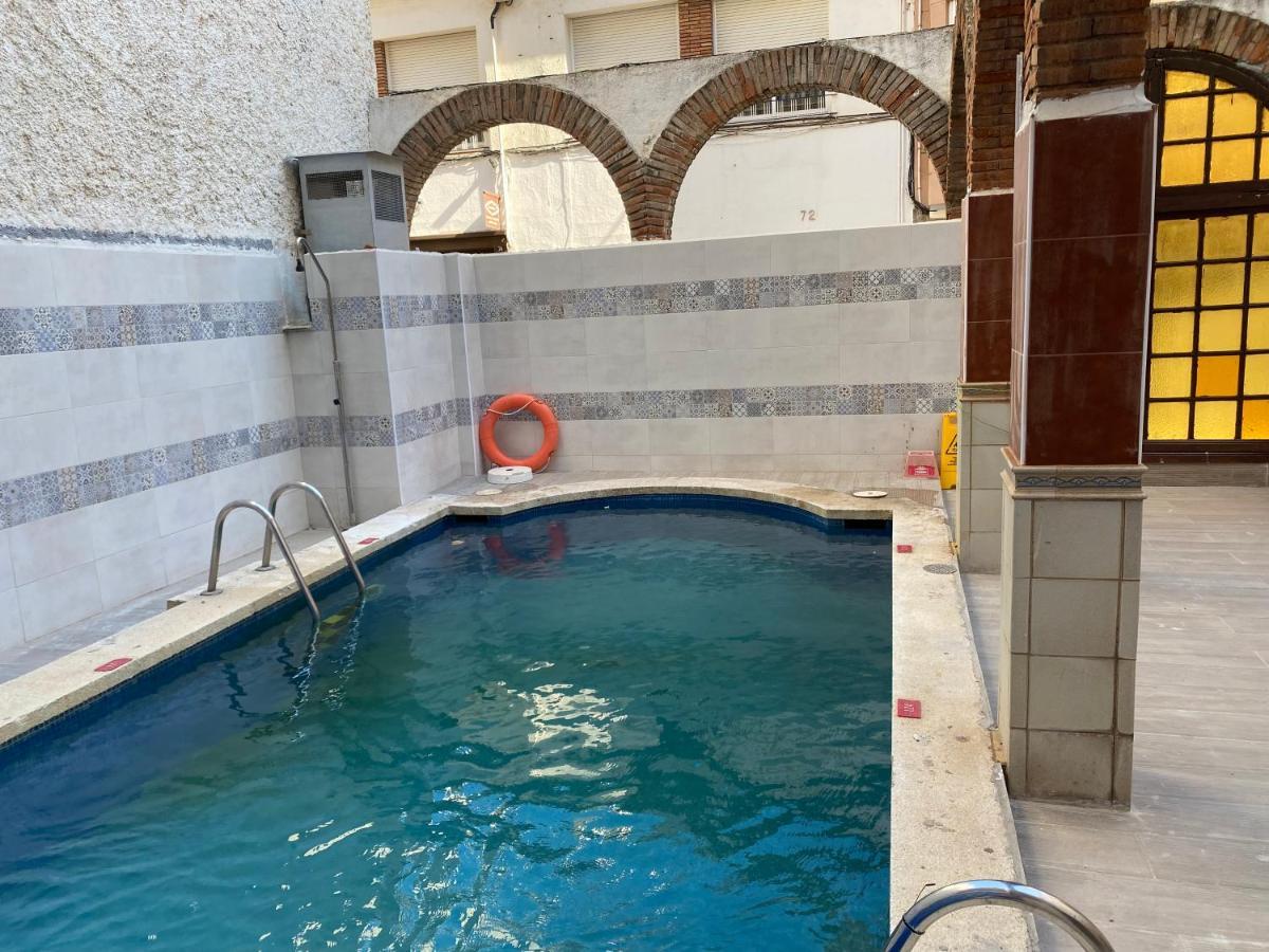Hotel Vila Calella Exterior photo