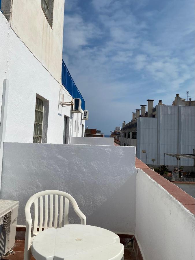 Hotel Vila Calella Exterior photo
