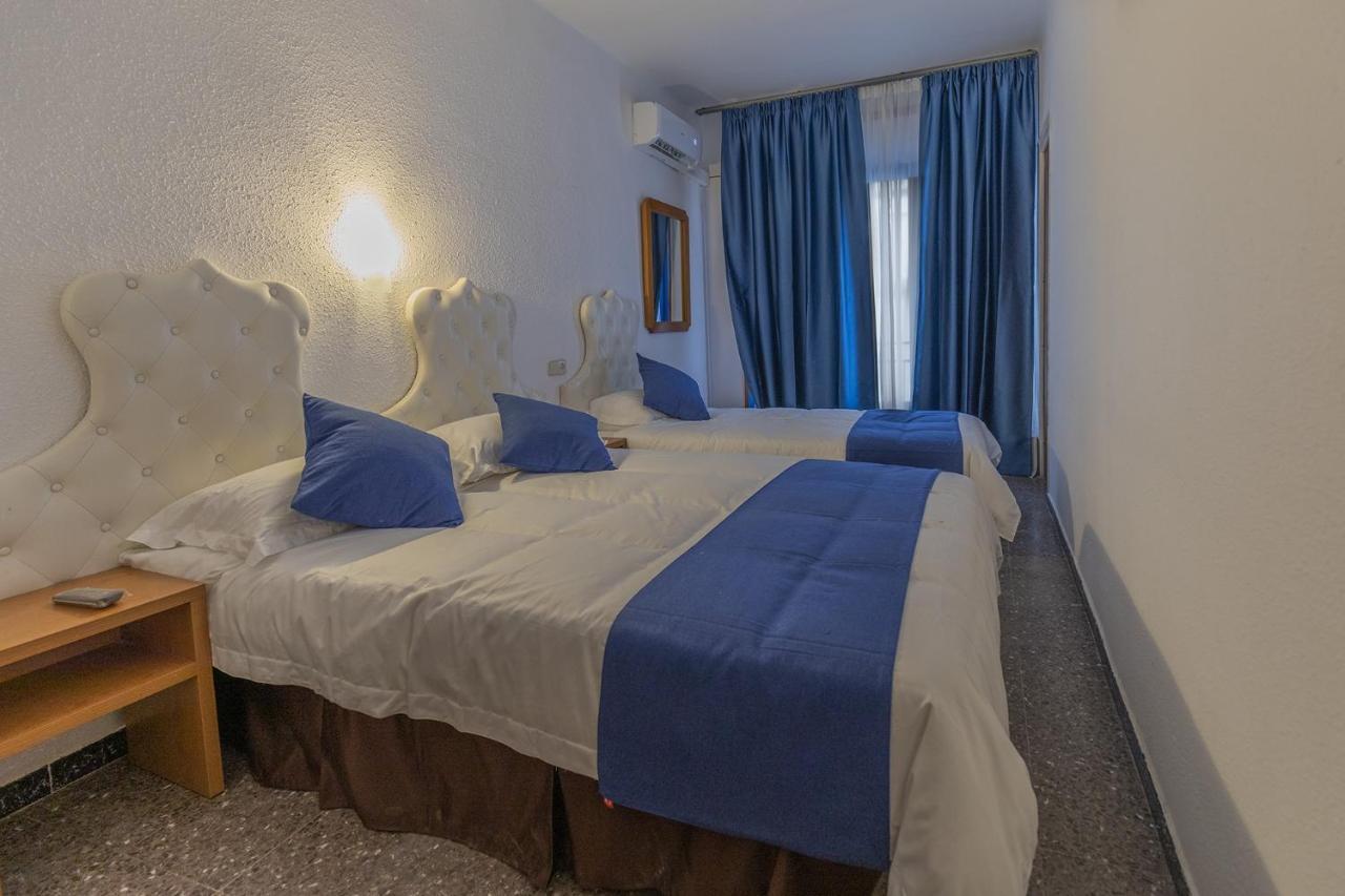 Hotel Vila Calella Room photo