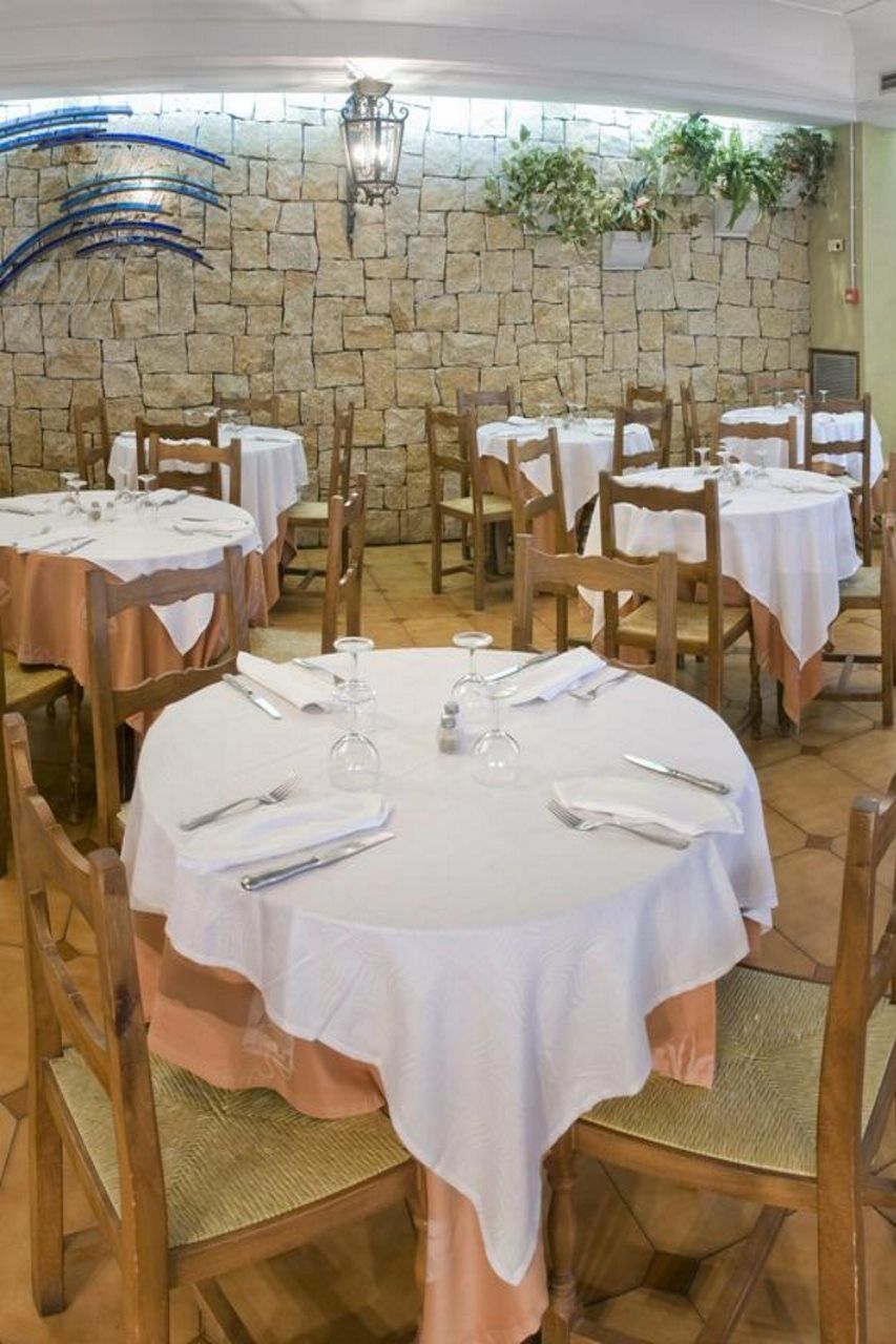 Hotel Vila Calella Exterior photo